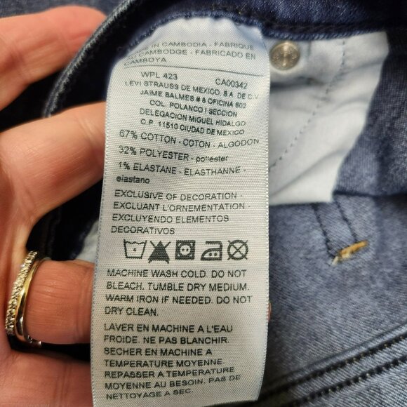 Signature by Levi Strauss Womens Plus Size 20 Straigtht Jeans Modern Slim Cuffed - Picture 14 of 16